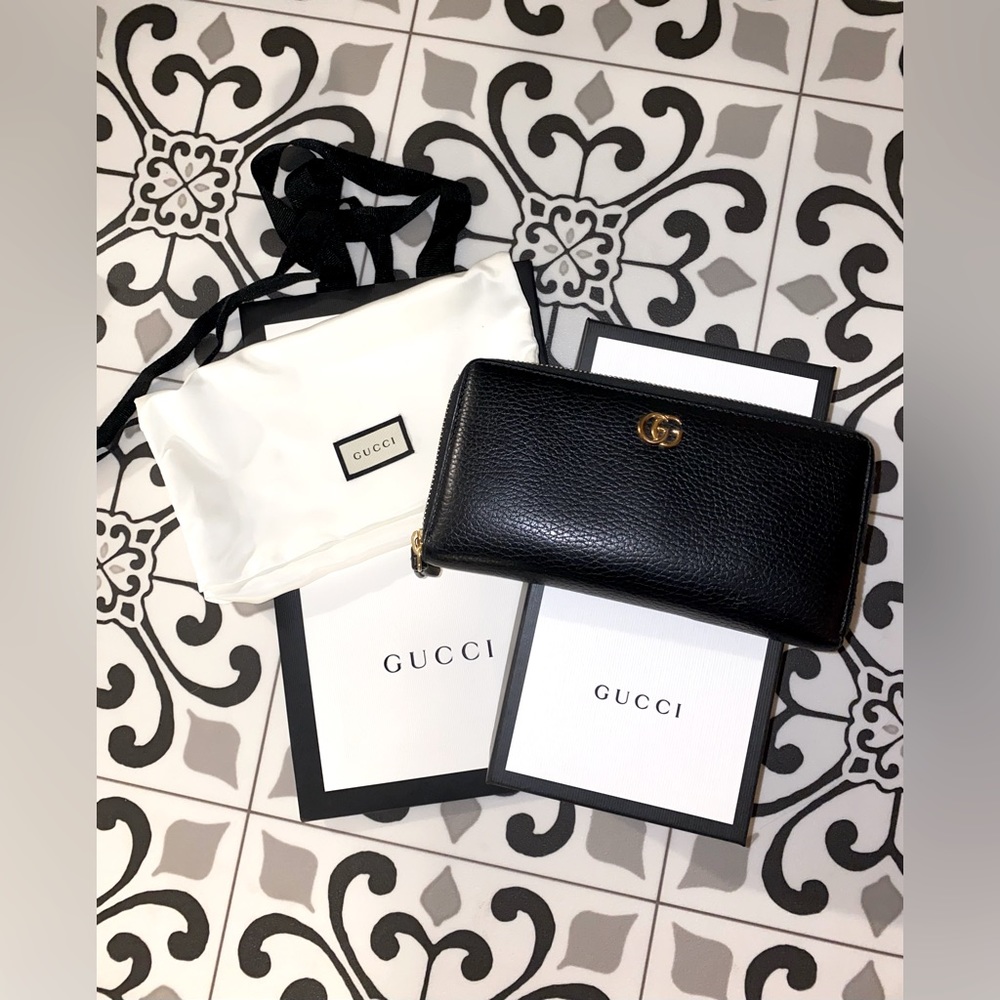 GUCCI MARMONT WALLET!